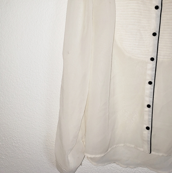 love Fire sheer, bibb tuxedo shirt long sleeve - Picture 5 of 6